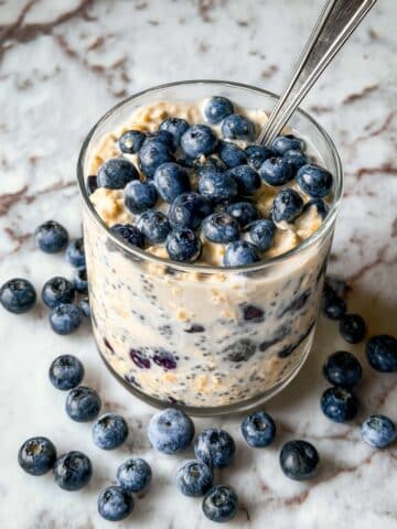 Blueberry Overnight Oats Recipe