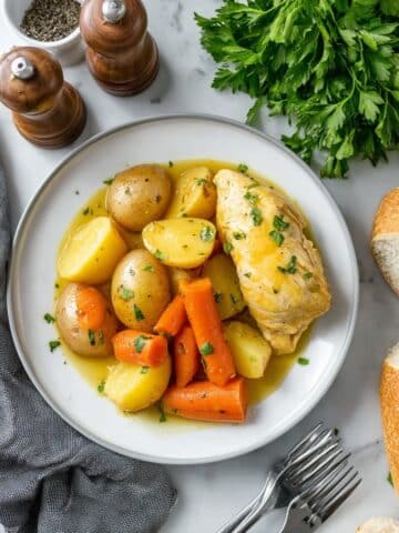 Slow Cooker Ranch Chicken and Potatoes Recipe
