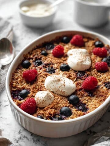 Baked Oatmeal with Berries and Pecans Recipe