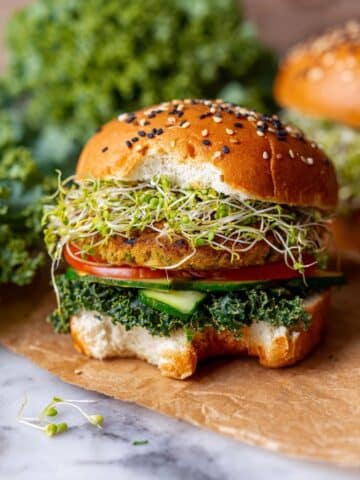 Crunchy Breaded Chicken Sandwich with Mustard Honey Sauce Recipe