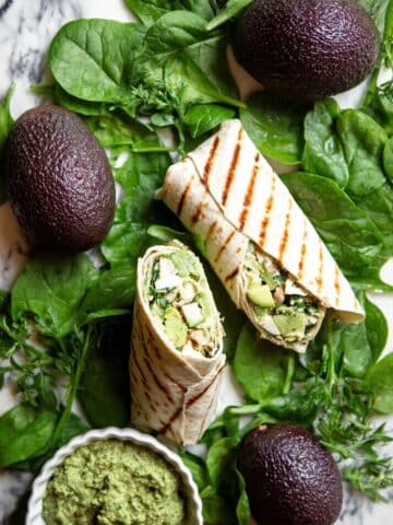 Easy Chicken Spinach Wraps with Avocado and Pesto Recipe