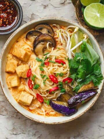 Curry Laksa (Malaysian Coconut Noodle Soup) Recipe