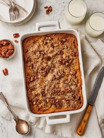 Applesauce Coffee Cake with Streusel Topping Recipe