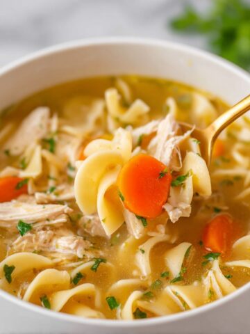 30-Minute Spicy Chicken Noodle Soup Recipe