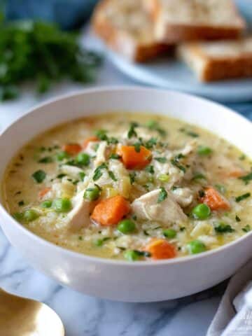 Easy Creamy Chicken and Wild Rice Soup Recipe