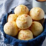 Brazilian Cheese Bread (Pão de Queijo) Recipe