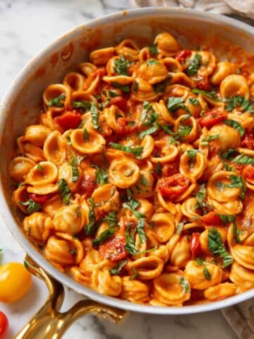 Cherry Tomato Pasta with Basil, Parmesan, and Cream Recipe