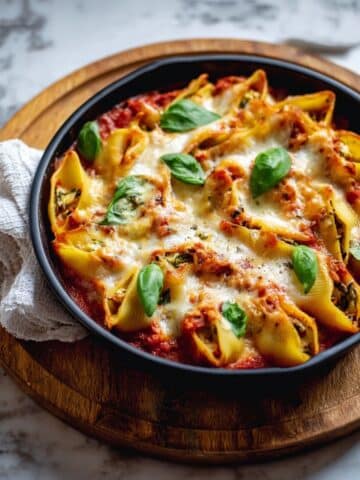 Easy Spinach and Three-Cheese Stuffed Shells Recipe