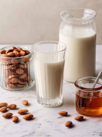 Homemade Almond Milk with a Touch of Agave Recipe