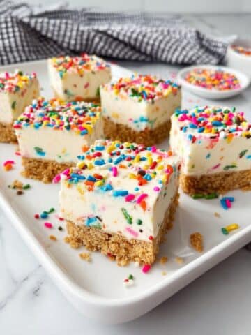 Funfetti Cheesecake Bars Recipe
