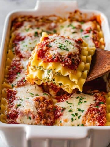 Chicken Spinach Lasagna Roll-Ups Recipe