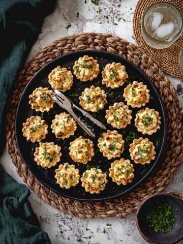 Baked Phyllo Cup Appetizers with Bacon, Apple, and Cheeses Recipe