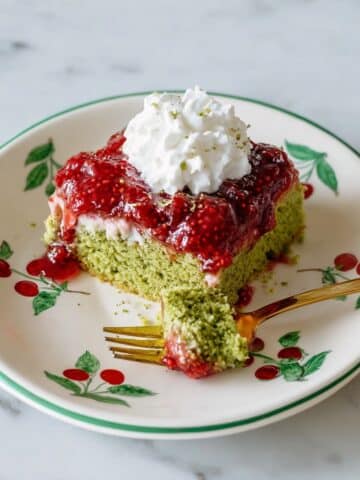 Raspberry-Matcha Upside-Down Cake Recipe