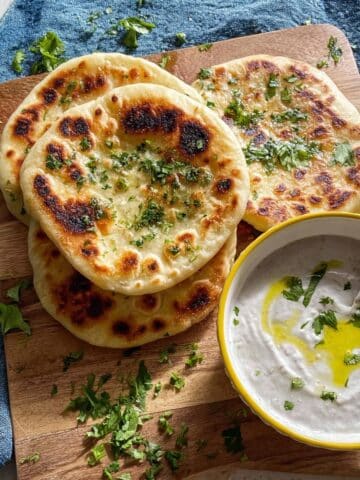 3-Ingredient Greek Yogurt Pitas (Flatbread) Recipe