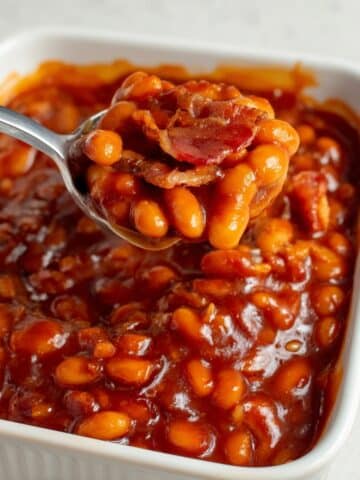 Baked Beans with Bacon and Barbecue Sauce Recipe