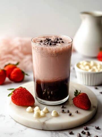 White Chocolate Strawberry Cream Cold Recipe