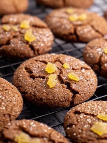 Molasses Crinkle Cookies Recipe