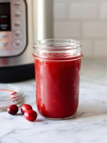 Instant Pot Cranberry Apple Sauce Recipe