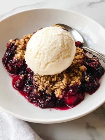 Berry Crisp with Steel Cut Oats Recipe