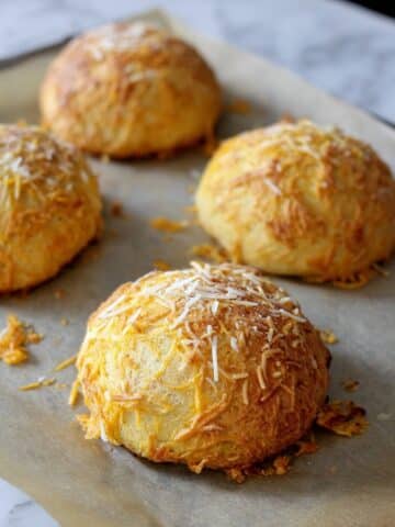 Pumpkin Parmesan Bread Rolls Recipe