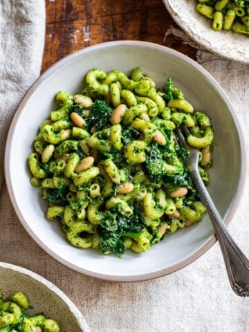 Easy White Bean Pesto Pasta Recipe