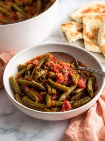 Lebanese Green Beans (Loubieh Bi Zeit) Recipe