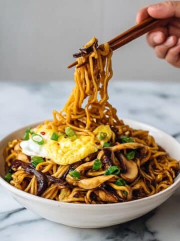 Mushroom Chow Mein Recipe