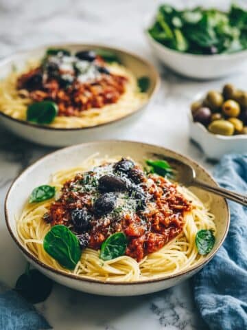 Tuna Spaghetti in Tomato Sauce Recipe