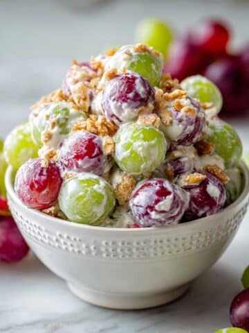 Creamy Grape Salad Recipe