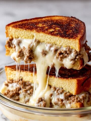 Philly Cheesesteak Sliders on Hawaiian Rolls Recipe