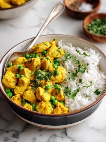Creamy Chicken Curry with Peas and Coconut Yogurt Recipe