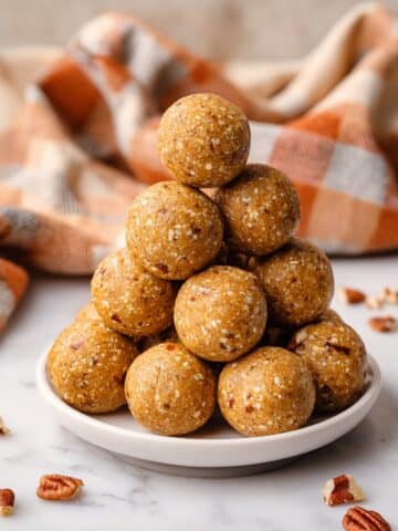Easy No Bake Protein Pumpkin Balls Recipe