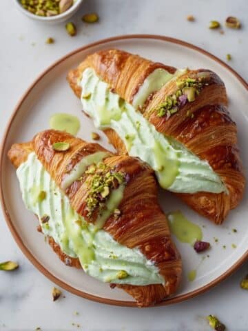 Easy Pistachio Croissants Recipe