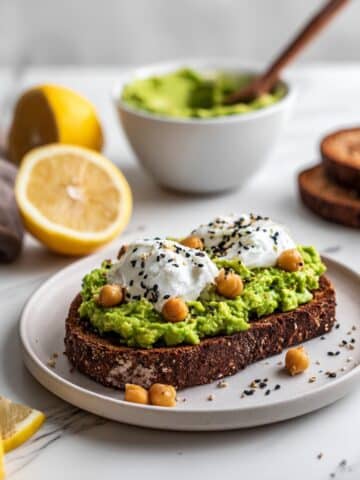 Cheesecake Factory-Style Avocado Toast Recipe