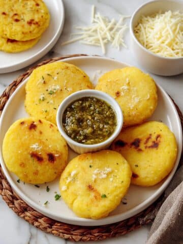 Arepas Con Queso Recipe