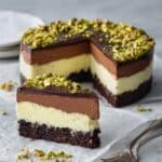 No-Bake Chocolate Pistachio Cake (Vegan and Gluten-Free) Recipe