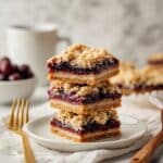 Cherry Pie Crumb Bars Recipe