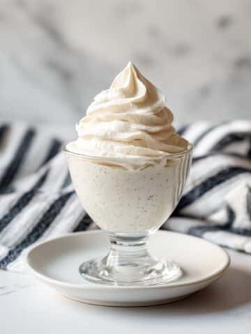 Crème Chantilly (Chantilly Cream) Recipe